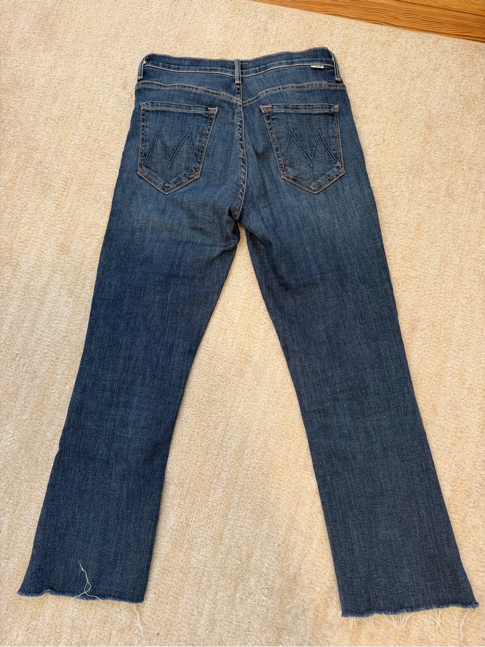 MOTHER The Insider Crop Fray Jeans in Girl Crush, 27 - Picture 5 of 9